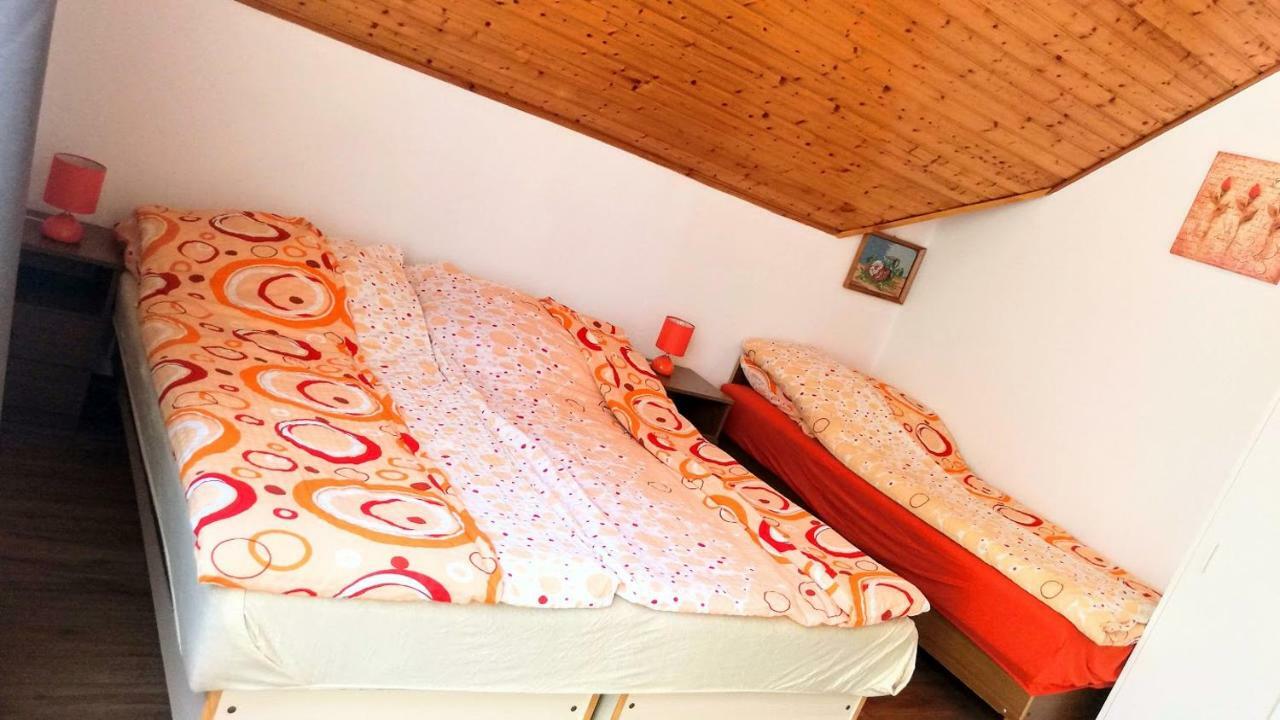 Balatonfoeldvar Centrum Apartmanok エクステリア 写真